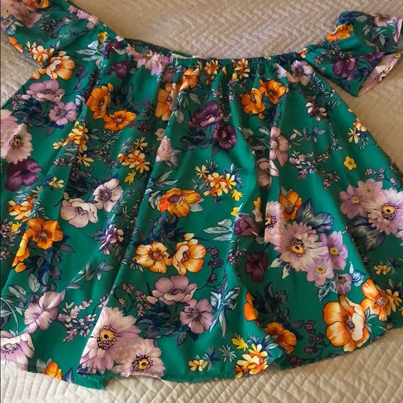 GIRLY & FLIRTY MINT FLORAL OFF SHOULDER TOP - Picture 4 of 5